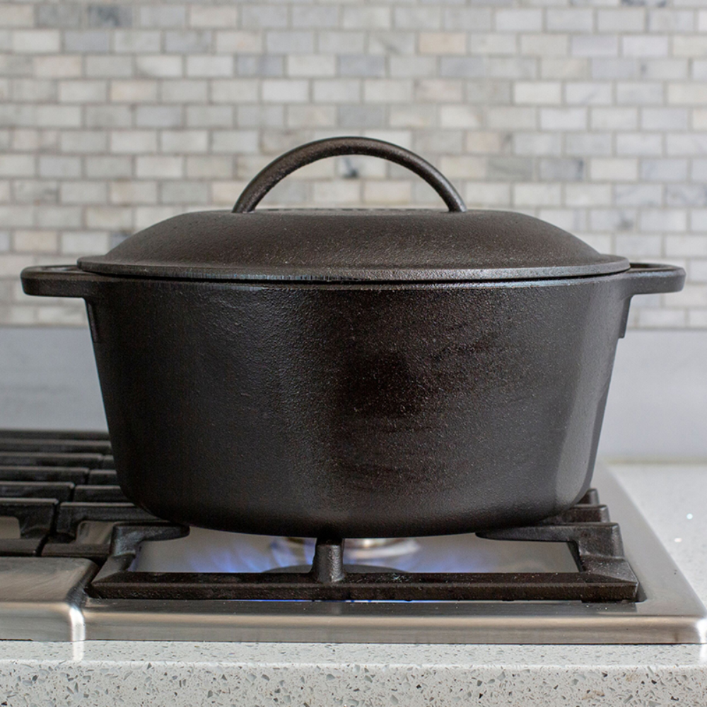 Lodge | L8DOL3 | Cast Iron 5 Quart Seasoned Cast Iron Dutch Oven