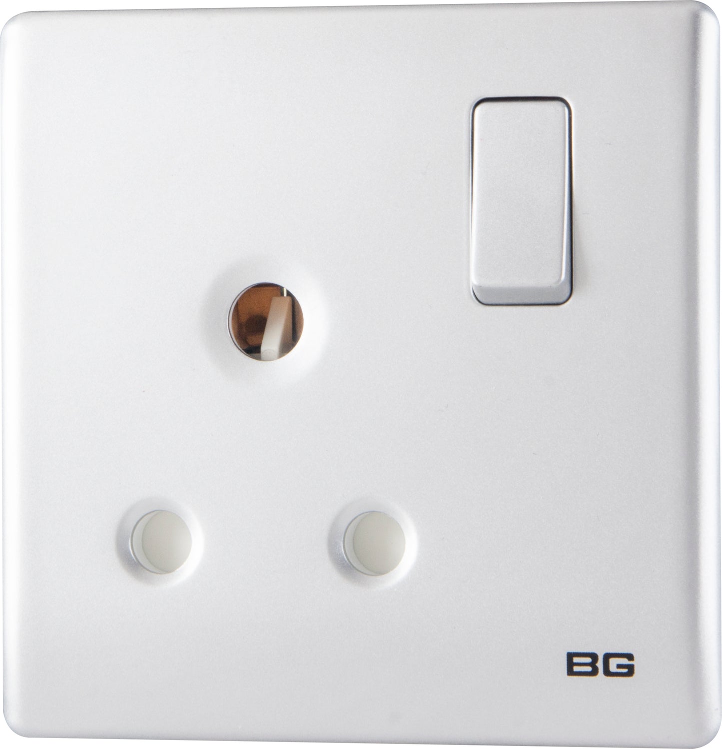 British General | PCSL99 | Neo Slimline 15Amp Single Pole Round Pin Switched Socket, Silver | 25 Years Warranty