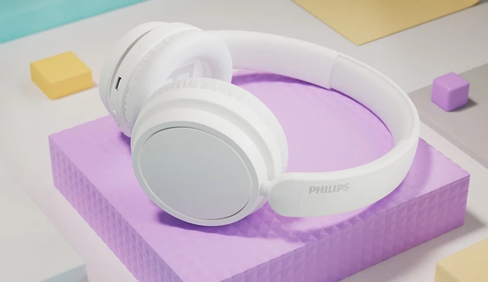 Philips TAH5209 Over-Ear Wireless Headphones | Dynamic Bass | 65 Hrs Play Time | Clear Call